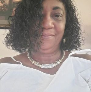 Meet your Posher, Josephine